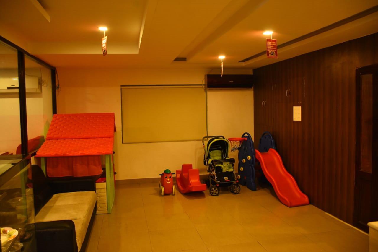 Hotel Palacial Pondi Pondicherry Ngoại thất bức ảnh
